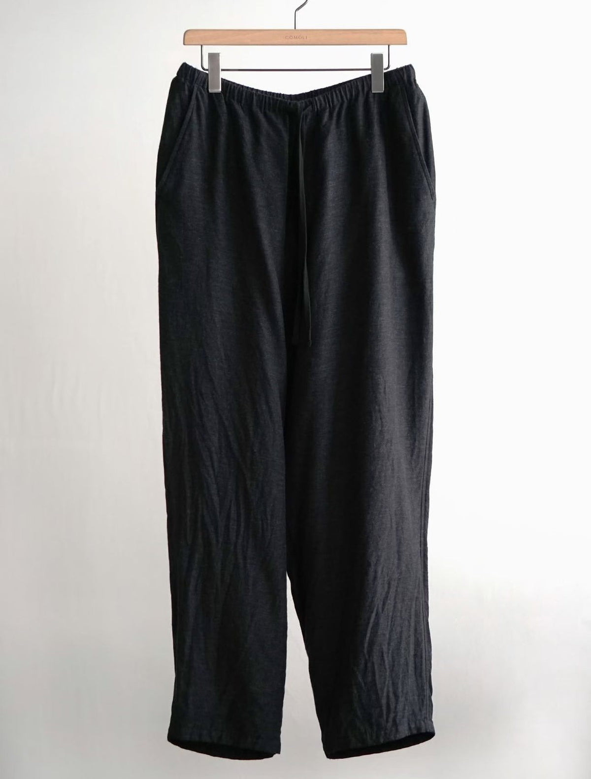 Comoli 26AW Cashmere-Silk Tapered Trousers